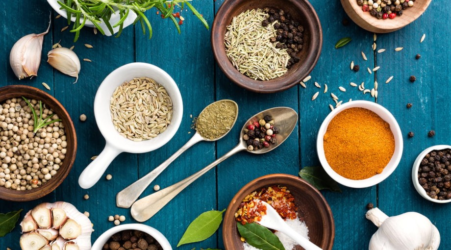 Μπαχαρικά και υγεία: Μικρές προσθήκες, μεγάλα οφέλη